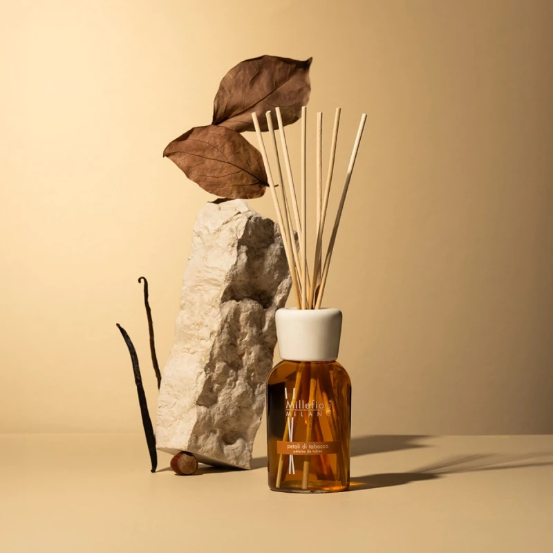 petali-di-tabacco-paleczki-zapachowe-250-ml-millefiori-milano-5.jpg