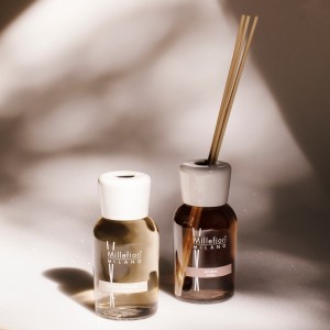 ambra-minerale-paleczki-zapachowe-100-ml-millefiori-milano-4.jpg